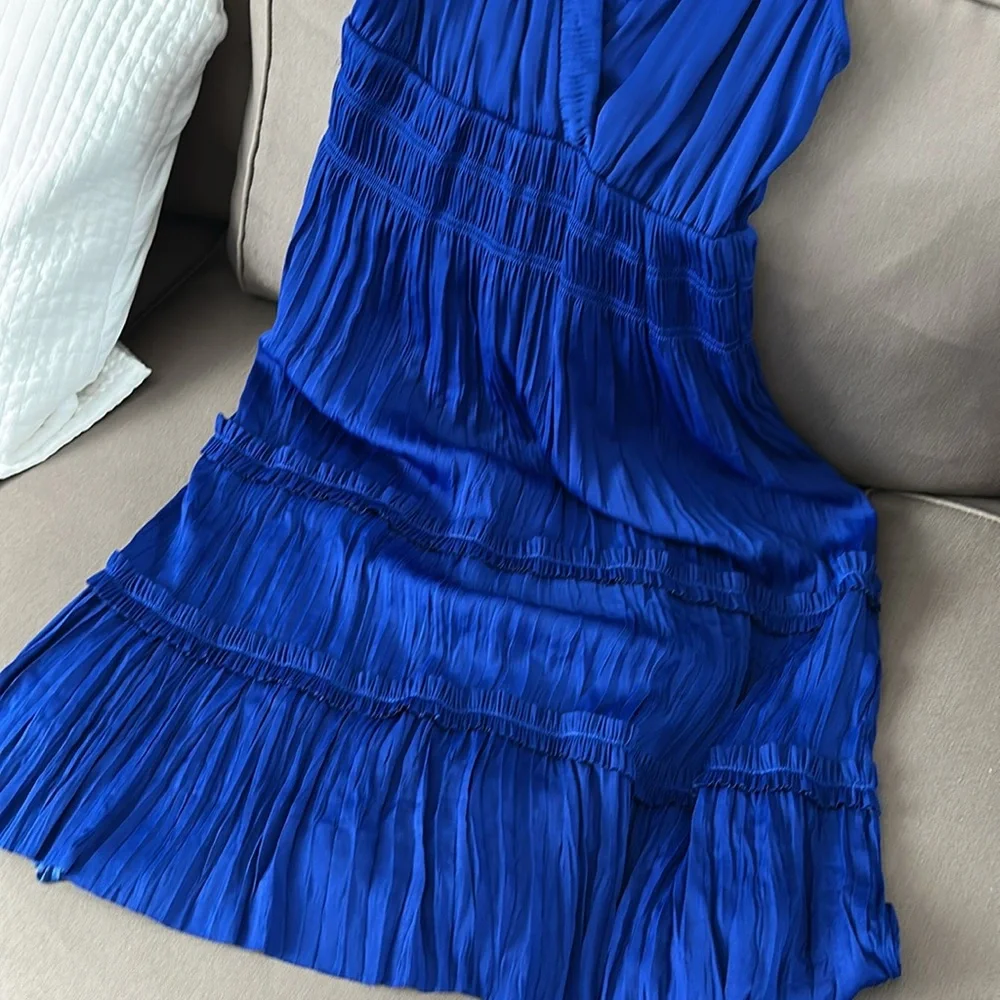 Vibrant Blue Sleeveless Dress - Picture 3 of 7